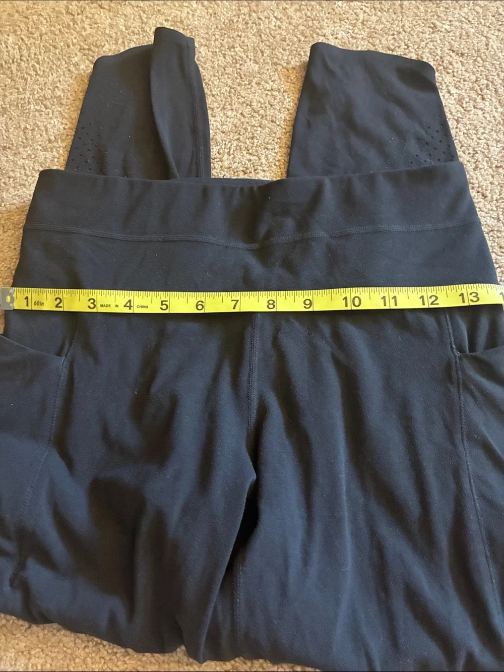 Athleta Black Contender Laser Cut Perforated Pocket 7/8 Leggings size M - Picture 3 of 6